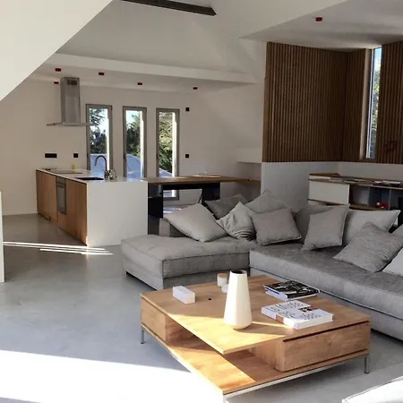 Contemporaine Vue - Maison D'architecte Ле-Пулиген